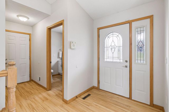 14026 Bluebird Trail NE, Prior Lake, MN 55372