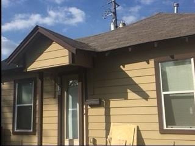 3210 E Columbia Street Roads, Houston, TX 77018