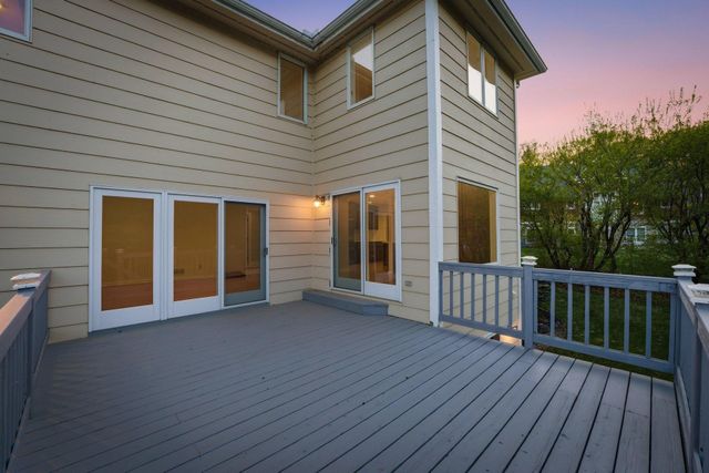 6410 Fox Path, Chanhassen, MN 55317