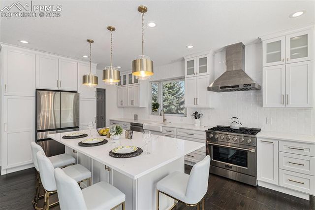 252 Huntley Court, Castle Pines, CO 80108