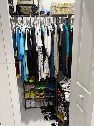 32308 SW 196th Ave, Homestead, FL 33030