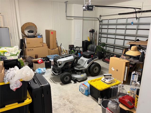 32308 SW 196th Ave, Homestead, FL 33030