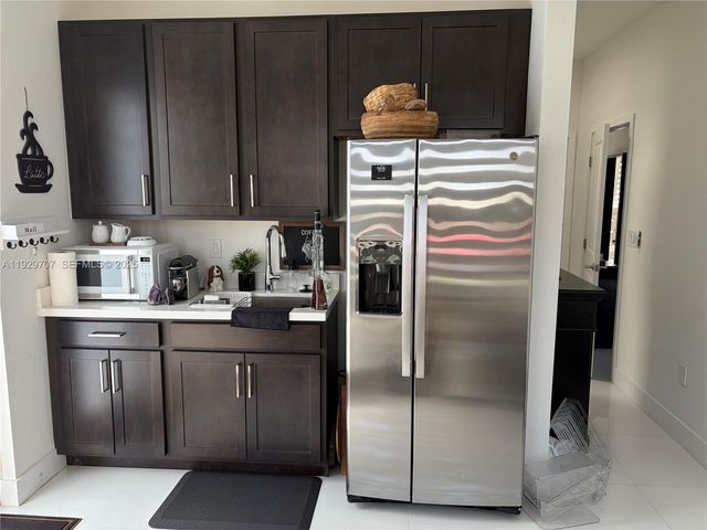 32308 SW 196th Ave, Homestead, FL 33030