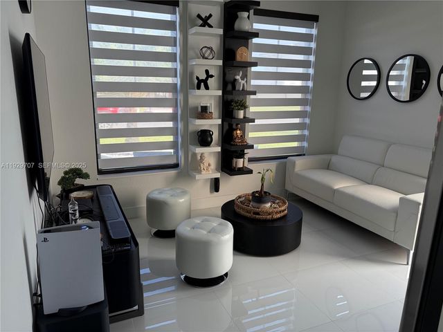 32308 SW 196th Ave, Homestead, FL 33030