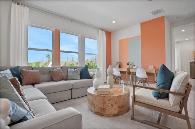 17453 VALLEYWOOD PARKWAY, Land O Lakes, FL 34638