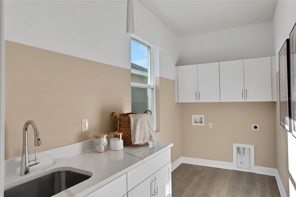 Image 29 of property listing at 17453 VALLEYWOOD PARKWAY, Land O Lakes, FL 34638