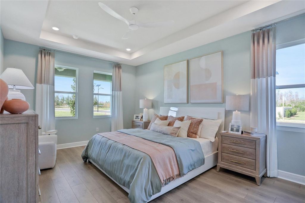 Image 37 of property listing at 17453 VALLEYWOOD PARKWAY, Land O Lakes, FL 34638