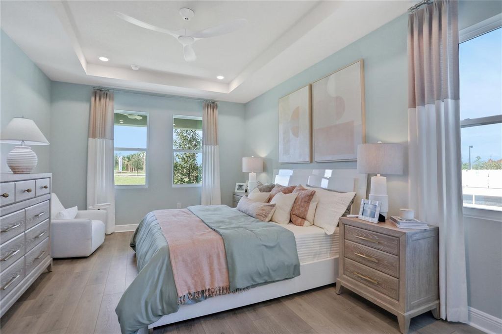 Image 41 of property listing at 17453 VALLEYWOOD PARKWAY, Land O Lakes, FL 34638