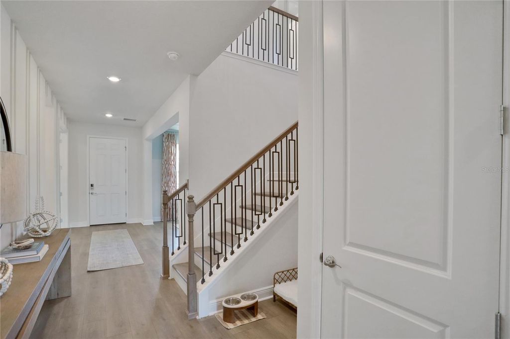 Image 42 of property listing at 17453 VALLEYWOOD PARKWAY, Land O Lakes, FL 34638