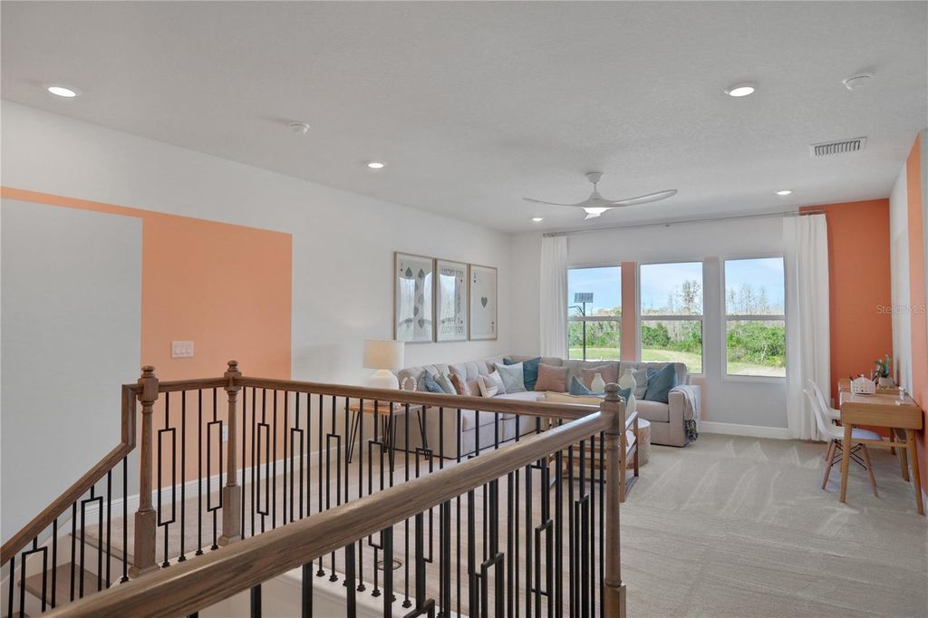 Image 45 of property listing at 17453 VALLEYWOOD PARKWAY, Land O Lakes, FL 34638