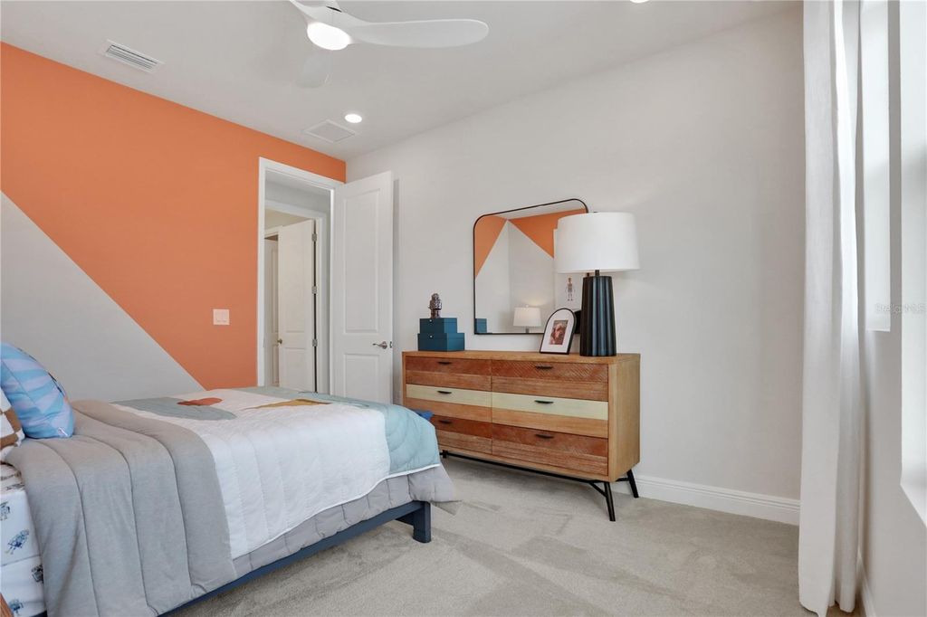 Image 59 of property listing at 17453 VALLEYWOOD PARKWAY, Land O Lakes, FL 34638