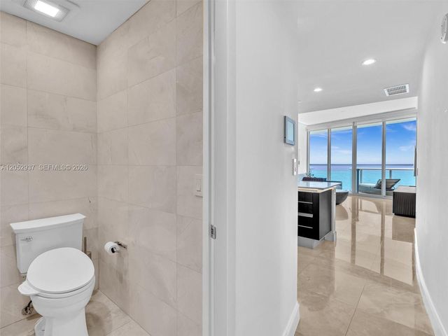 17001 Collins Ave 2106, Sunny Isles Beach, FL 33160
