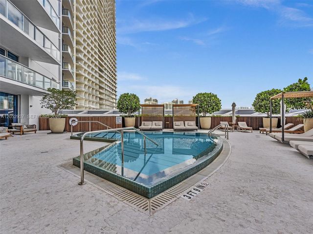 17001 Collins Ave 2106, Sunny Isles Beach, FL 33160