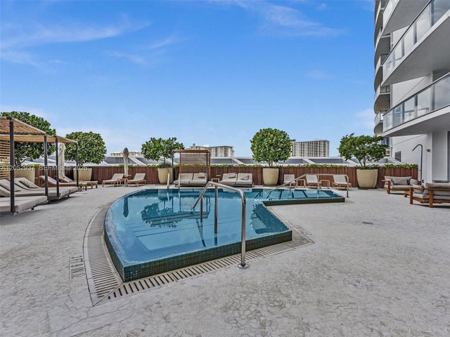 17001 Collins Ave 2106, Sunny Isles Beach, FL 33160