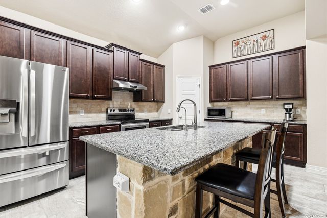 4547 MEADOW GRN, Schertz, TX 78108