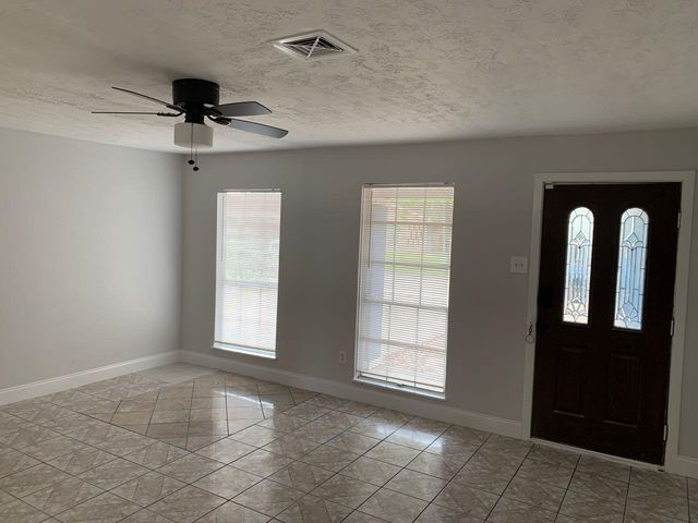 2204 Chestnut Lane, Pasadena, TX 77502