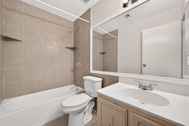 16707 Running Quail Court, Houston, TX 77489