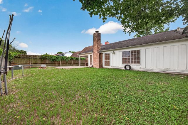 16707 Running Quail Court, Houston, TX 77489