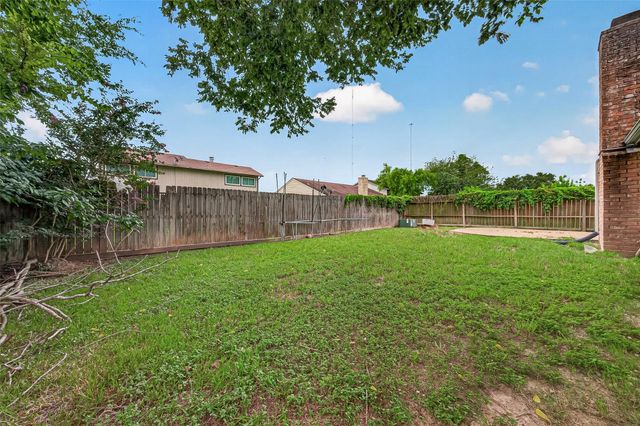 16707 Running Quail Court, Houston, TX 77489