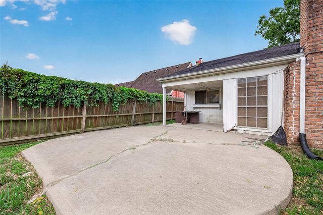 16707 Running Quail Court, Houston, TX 77489