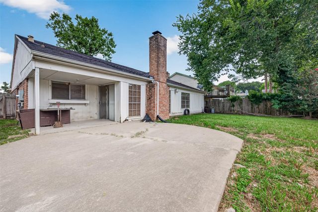 16707 Running Quail Court, Houston, TX 77489