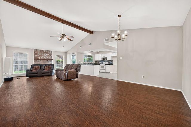 16707 Running Quail Court, Houston, TX 77489