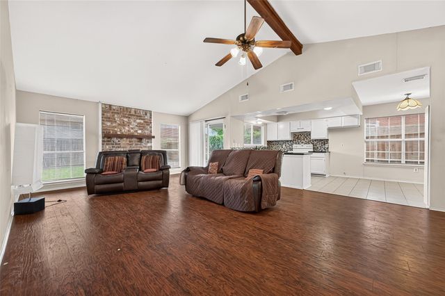 16707 Running Quail Court, Houston, TX 77489