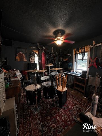 18 Grand Avenue, Niles, MI 49120
