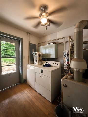 18 Grand Avenue, Niles, MI 49120