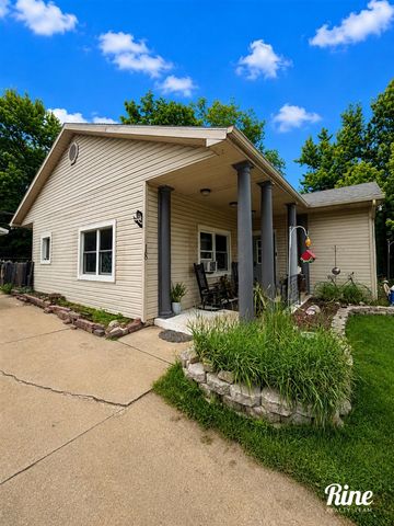 18 Grand Avenue, Niles, MI 49120