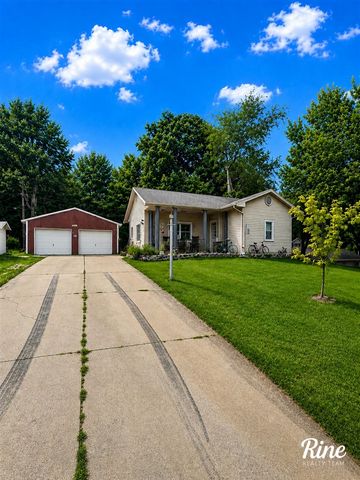18 Grand Avenue, Niles, MI 49120