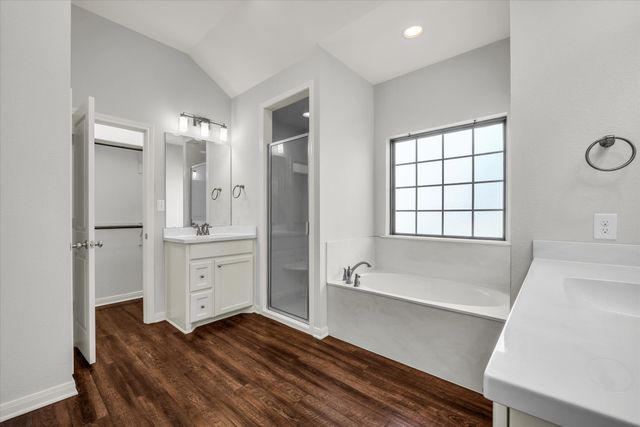 421 Northridge Circle, West, TX 76691