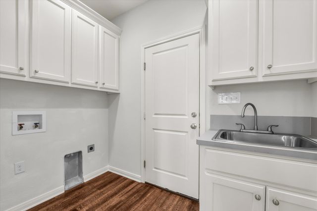 421 Northridge Circle, West, TX 76691