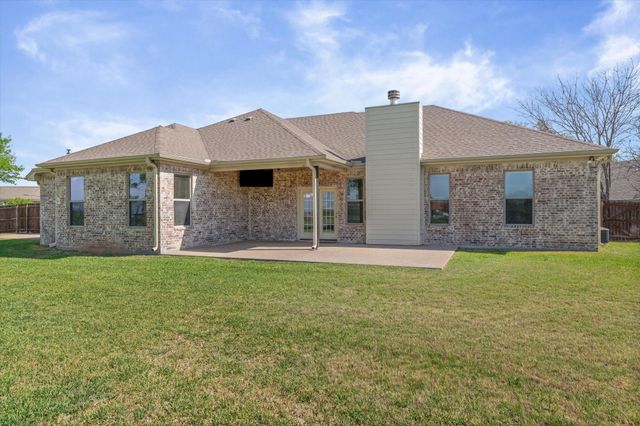 421 Northridge Circle, West, TX 76691