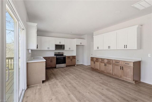 531 Dogwood Circle, High Point, NC 27260