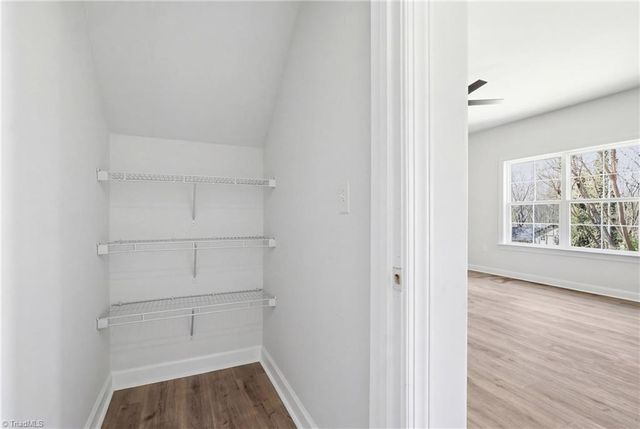 531 Dogwood Circle, High Point, NC 27260