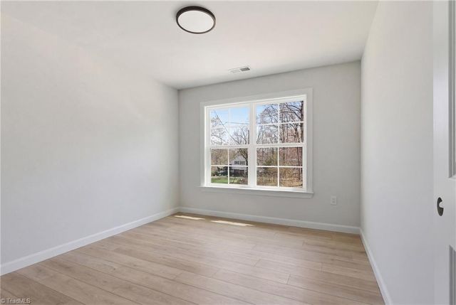 531 Dogwood Circle, High Point, NC 27260