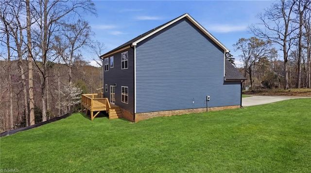 531 Dogwood Circle, High Point, NC 27260