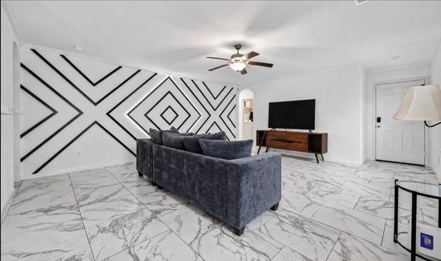 6150 El Oro Drive, Houston, TX 77048