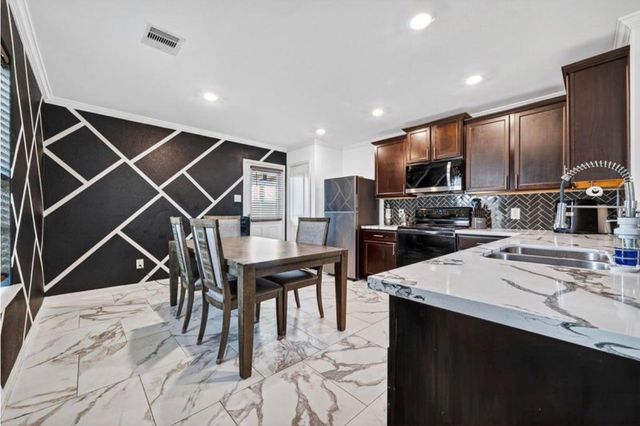 6150 El Oro Drive, Houston, TX 77048