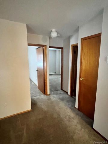 5 New Paltz Rd B, Lloyd, NY 12528