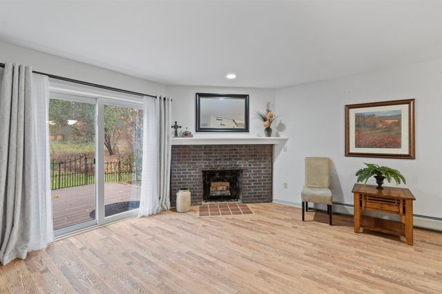 224 Locust Hill, Shelburne, VT 05482