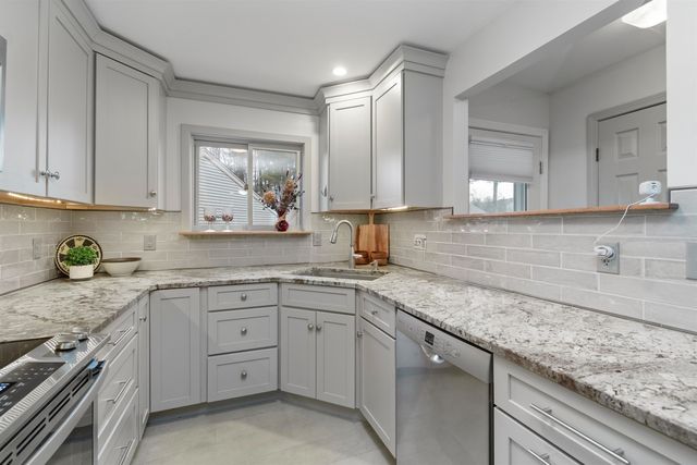 224 Locust Hill, Shelburne, VT 05482