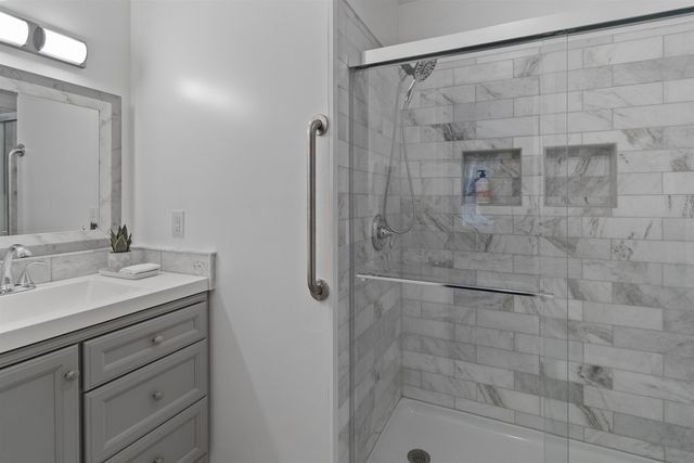 224 Locust Hill, Shelburne, VT 05482