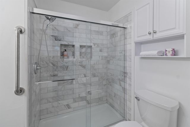 224 Locust Hill, Shelburne, VT 05482