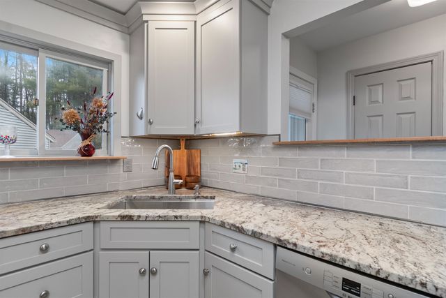 224 Locust Hill, Shelburne, VT 05482