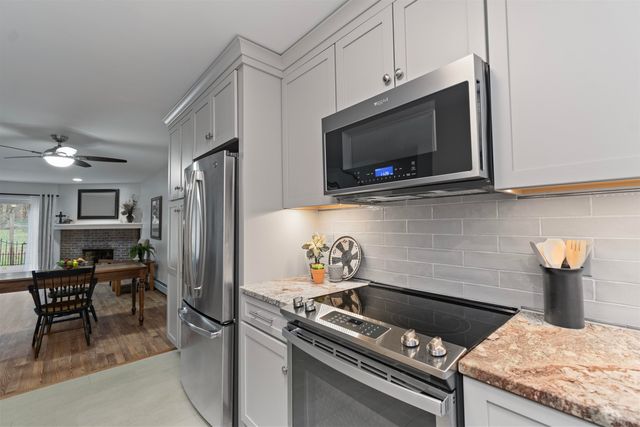 224 Locust Hill, Shelburne, VT 05482