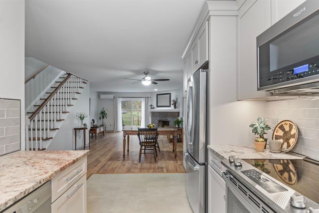 224 Locust Hill, Shelburne, VT 05482