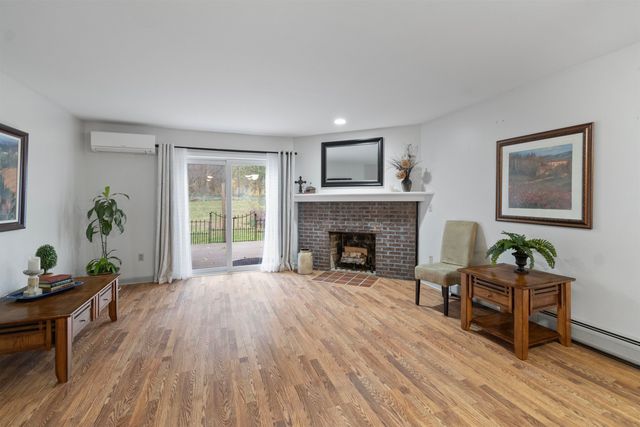 224 Locust Hill, Shelburne, VT 05482