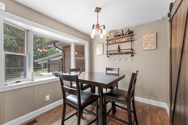 11772 State Hwy 176, Walnut Shade, MO 65771
